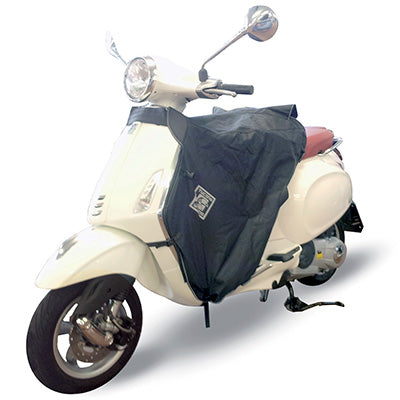 TABLIER COUVRE JAMBE TUCANO POUR PIAGGIO 125 VESPA PRIMAVERA, SPRINT 2012+, 50 VESPA LPRIMAVERA, SPRINT 2012+ (R170-X) (TERMOSCUD) (SYSTEME ANTI-FLOTTEMENT SGAS)