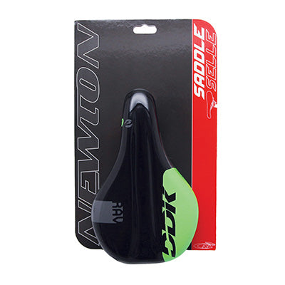 SELLE JUNIOR NEWTON RAV NOIR DECO VERT 210x130mm AVEC TROU CENTRAL RAIL ACIER NOIR