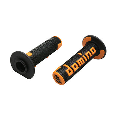 REVETEMENT POIGNEE DOMINO MOTO OFF ROAD A360 NOIR-ORANGE CLOSED END 120-123mm (PAIRE)