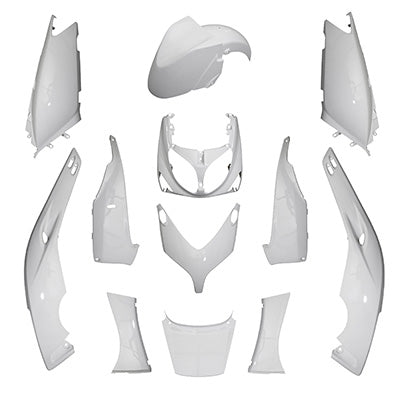 CARROSSERIE-CARENAGE MAXISCOOTER ADAPTABLE YAMAHA 500 TMAX 2001+2007 BLANC BRILLANT -STYLE ORIGINE- (KIT 12 PIECES)  -P2R-