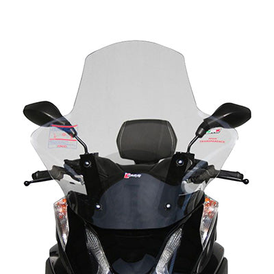 MAXISCOOTER VOORRUIT VOOR YAMAHA 125 TRICITY 2014+ TRANSPARANT MET ZEEFDRUK GESCHILDERDE BEVESTIGING (H 700mm - L 660mm) -FACO-