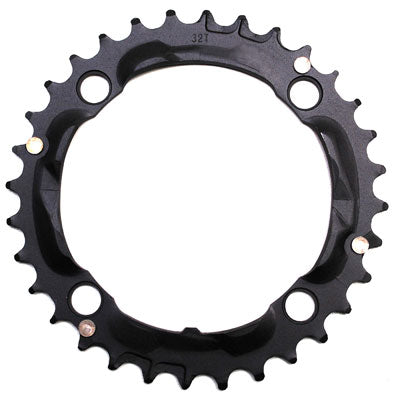 PLATEAU VTT 4BRA D.104 STRONGLIGHT TRIPLE 32DTS MILIEU NOIR ALU 8-9V.