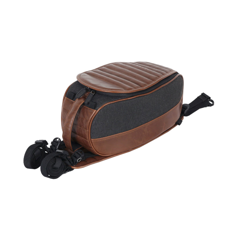 SACOCHE DE RESERVOIR MOTO SHAD SR18 CAFE RACER IMPERMEABLE MARRON 8L (FIXATION INCLUE)  (X0SR18)