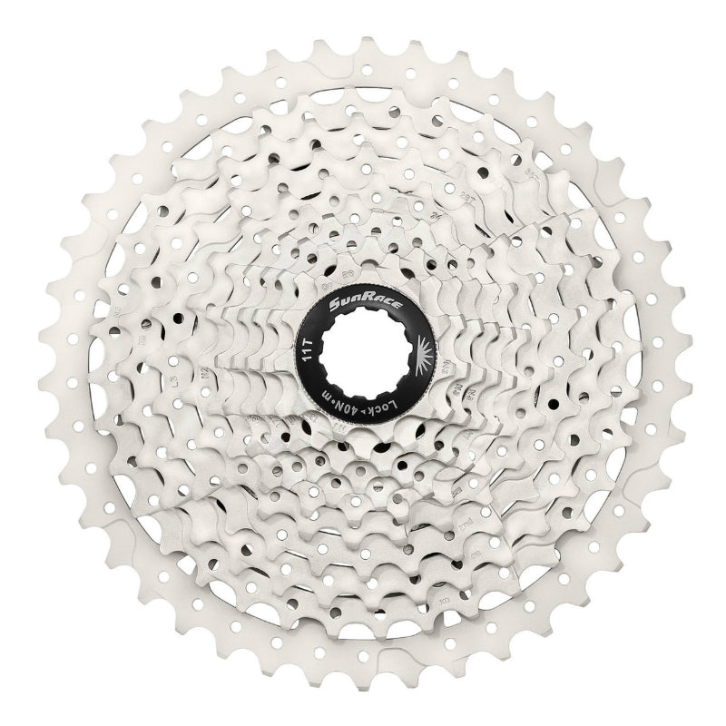 10V-CASSETTE. SUNRACE MS3 11-46 MTB VOOR SHIMANO METALLIC SILVER (BOEK IN DOOS) (11-13-15-18-21-24-28-34-40-46) (2 BLOKKEN + TANDWIELEN)