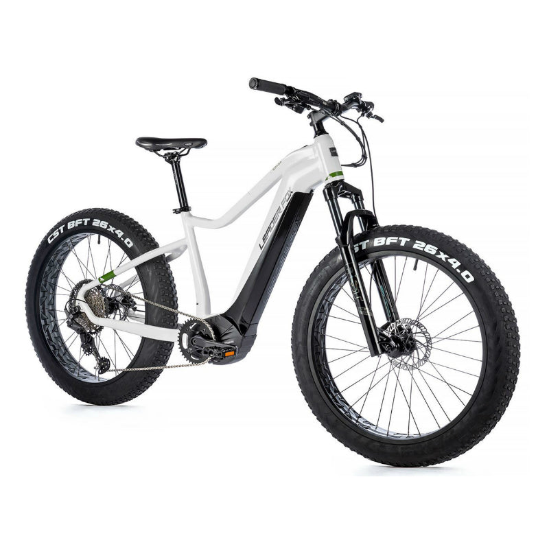 VELO ELECTRIQUE-VAE VTT FAT BIKE 26 LEADER FOX BRASA 2023 BLANC 11V MOTEUR CENTRAL PANASONIC GX ULTIME 36V 90Nm BATTERIE 20Ah (20'' - H47cm - TAILLE L - POUR ADULTE DE 178cm à 185cm)