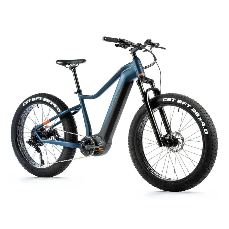 VELO ELECTRIQUE-VAE VTT FAT BIKE 26 LEADER FOX BRASA 2023 BLEU 11V MOTEUR CENTRAL PANASONIC GX ULTIME 36V 90Nm BATTERIE 20Ah (18'' - H45,7cm - TAILLE M - POUR ADULTE DE 165cm à 178cm)