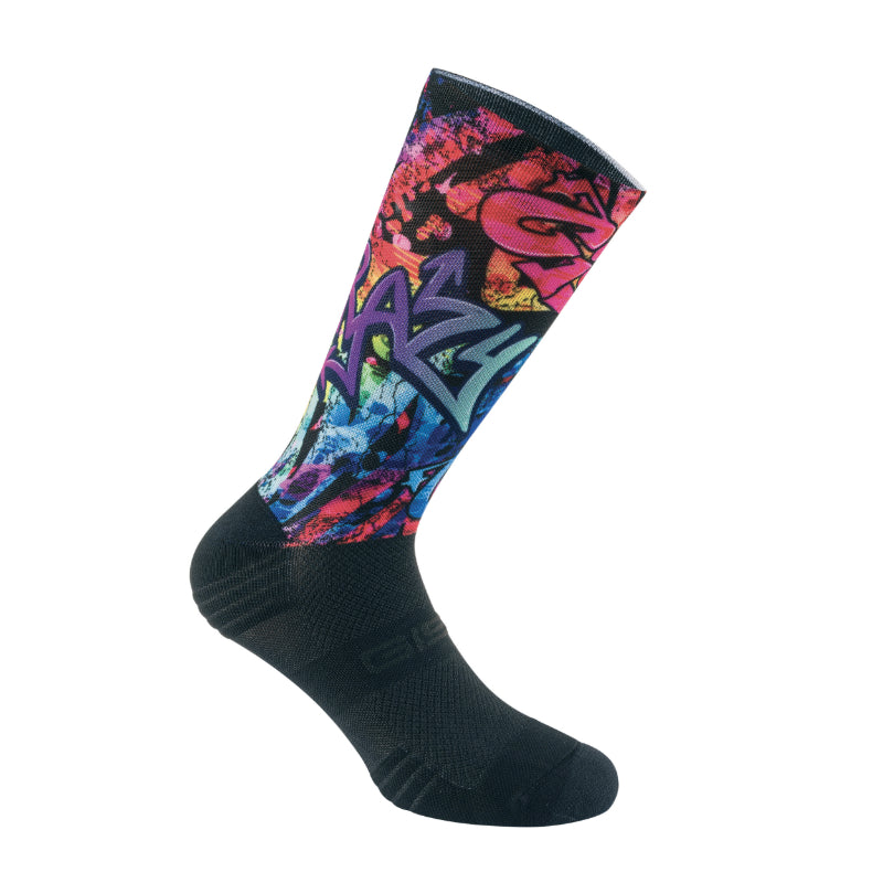 SUMMER SOCKS GIST BLACK COVERING GRAPHITY BLACK AND MUTICOLOR DESIGN 38-42 ECOLOGICAL - HEIGHT 22 cm (PAIR) -5868