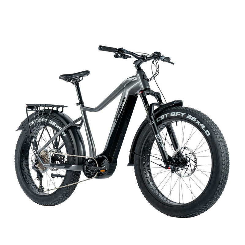 VELO ELECTRIQUE-VAE VTT FAT BIKE 26 LEADER FOX BRASA 2024 ARGENT 11V MOTEUR CENTRAL PANASONIC GX ULTIMATE 36V 90Nm BATTERIE 20Ah (18'' - H45,7cm - TAILLE M - POUR ADULTE DE 165cm à 178cm)