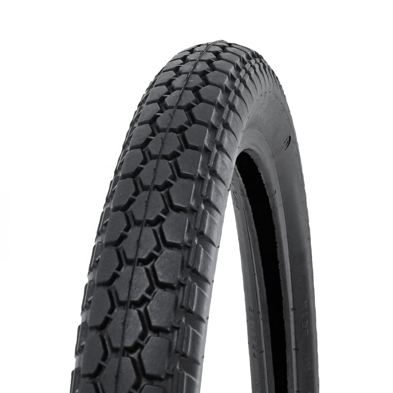 TRAILER TIRE 450 X 55 BLACK HUTCHINSON TR (18 x 1 3-8) (57-390)